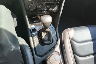 Volkswagen Tiguan L 2018, 78300 км, за 63656.18 CNY - фото 14