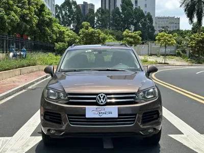 Volkswagen Touareg 2014, 157000 км, за 59800 CNY