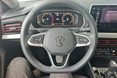 Volkswagen Lavida 2024, 1400 км, за 95828.91 CNY - фото 14