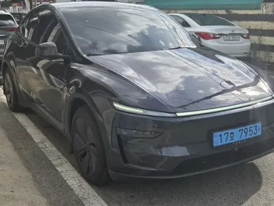 Tesla Model Y 2026, 5000 км, за 41560000 KRW