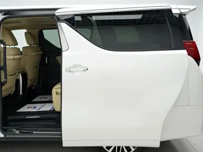 Toyota Alphard 2016, 85000 км, за 369000 CNY - фото 11
