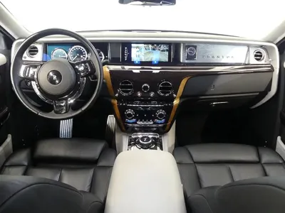 Rolls-Royce Phantom 2021, 29000 км, за 489000000 KRW - фото 6