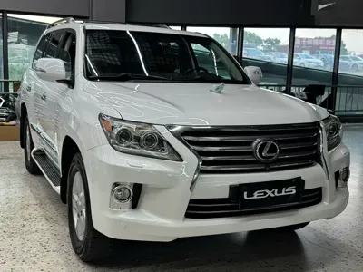 Lexus LX · 2012 год