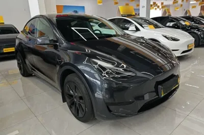 Tesla Model Y 2024, 57800 км, за 199133.12 CNY
