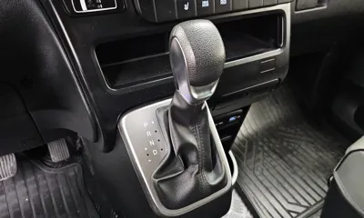 Hyundai Staria 2023, 51054 км, за 21990000 KRW - фото 9