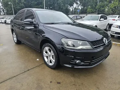Volkswagen Bora 2014, 80000 км, за 21500 CNY