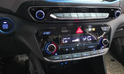 Hyundai Ioniq 2017, 186109 км, за 8300000 KRW - фото 16