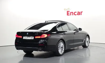 BMW 5-Series 2022, 69673 км, за 31890000 KRW