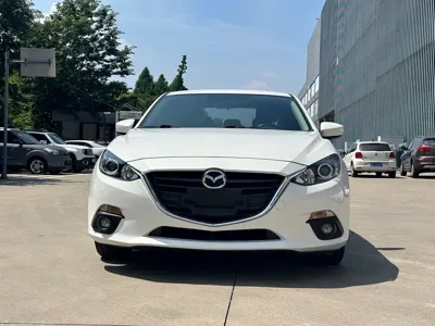 Mazda 3 Axela 2016, 136000 км, за 25800 CNY
