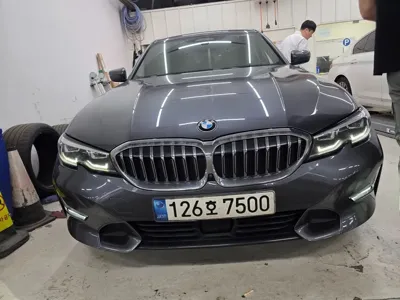 BMW 3-Series 2021, 93102 км, за 24500000 KRW