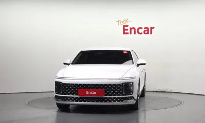 Hyundai Grandeur 2023, 31578 км, за 999990000 KRW