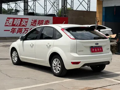 Ford Focus 2014, 60000 км, за 14800 CNY - фото 18