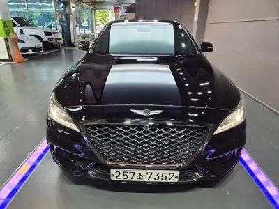 Hyundai Genesis · 2015 год