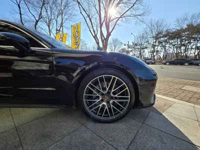 Porsche Panamera 2025, 6400 км, за 198600000 KRW