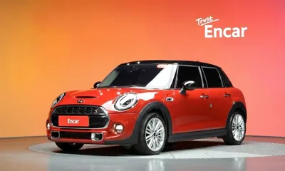 MINI Cooper · 2015 год