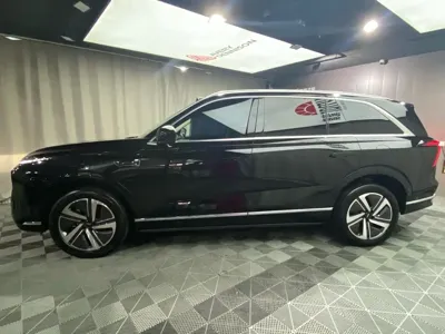 WEY Wey Lanshan 2025, 30000 км, за 188800 CNY