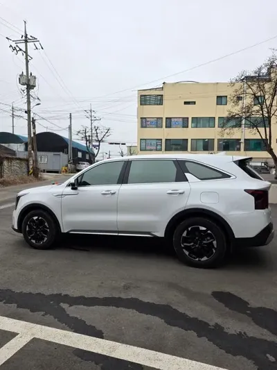 Kia Sorento 2024, 12000 км, за 33000000 KRW