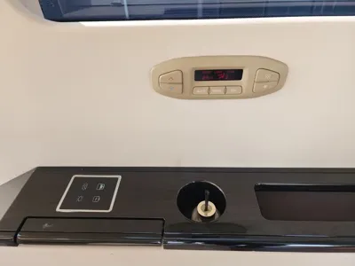 Mercedes-Benz Sprinter 2018, 24100 км, за 46000000 KRW - фото 18
