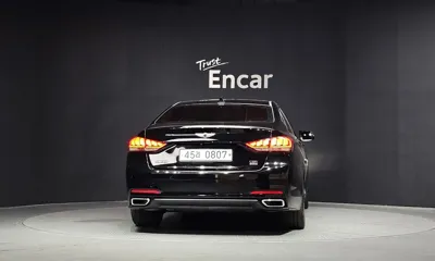 Hyundai Genesis 2016, 129510 км, за 11500000 KRW
