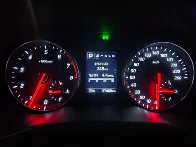 Hyundai Avante 2017, 97405 км, за 10200000 KRW - фото 6