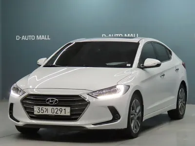 Hyundai Avante · 2016 год