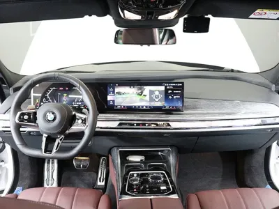 BMW 7-Series 2024, 21589 км, за 121000000 KRW - фото 13