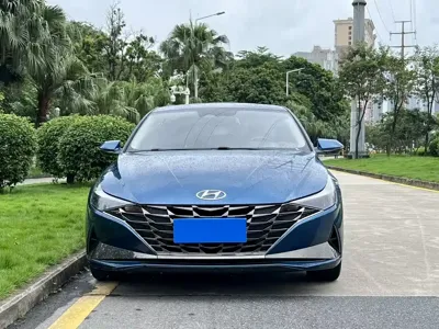 Hyundai Elantra 2021, 20000 км, за 53500 CNY
