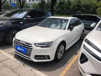 Audi A4L · 2020 год