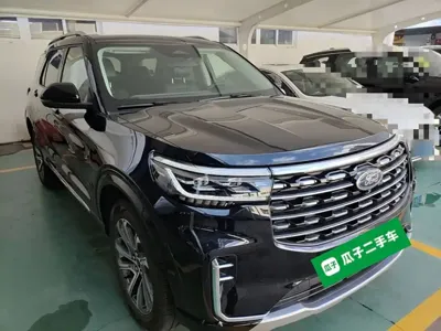 Ford Explorer 2025, 8900 км, за 247300 CNY