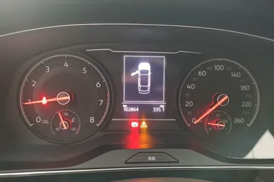 Volkswagen Passat 2019, 102899 км, за 77184.14 CNY - фото 14