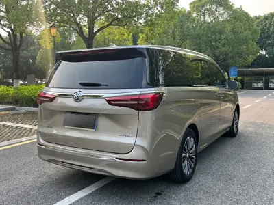 Buick GL8 2024, 98000 км, за 169800 CNY - фото 8