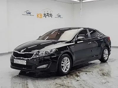 Kia K5 · 2011 год