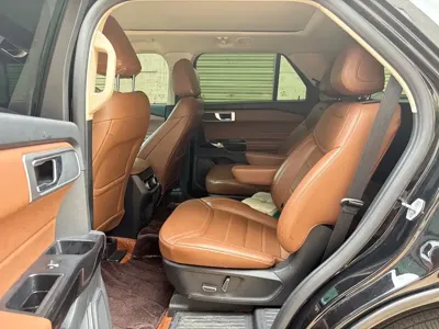 Ford Explorer 2023, 40000 км, за 189800 CNY - фото 9