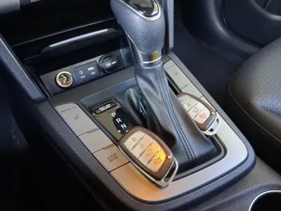 Hyundai Avante 2018, 95000 км, за 9500000 KRW - фото 13