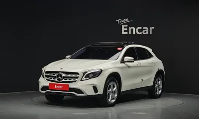 Mercedes-Benz GLA-Class · 2018 год