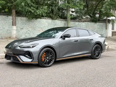 Changan UNI-V · 2025 год