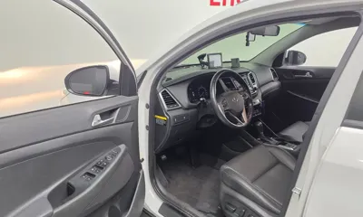 Hyundai Tucson 2016, 106054 км, за 9900000 KRW - фото 10