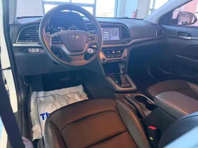 Hyundai Avante 2017, 141956 км, за 6300000 KRW - фото 7