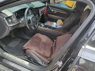Volvo S90 2021, 141200 км, за 142800 CNY - фото 9