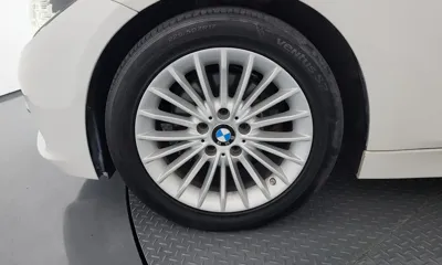 BMW 3-Series 2017, 202413 км, за 8500000 KRW - фото 5