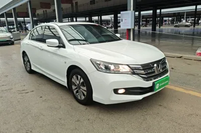 Honda Accord 2015, 161300 км, за 55573.4 CNY