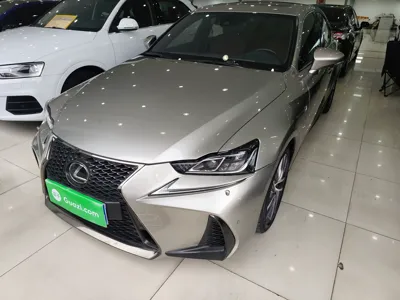 Lexus IS · 2017 год