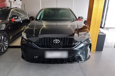 Toyota Camry 2024, 22500 км, за 153205.83 CNY