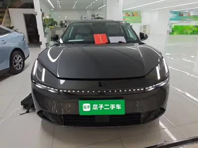 Lynk & Co Z10 2026, 8100 км, за 137400 CNY
