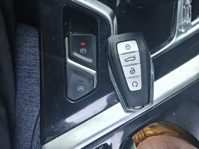 Geely Auto Jiajie 2019, 62300 км, за 43884.15 CNY - фото 9