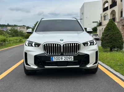BMW X5 2025, 5100 км, за 119000000 KRW