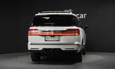 Lincoln Navigator 2021, 66935 км, за 50900000 KRW - фото 4