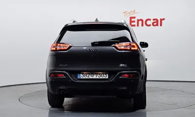 Jeep Cherokee 2016, 132771 км, за 7300000 KRW - фото 4