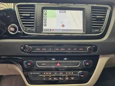 Kia Canival 2018, 91000 км, за 9900000 KRW - фото 17