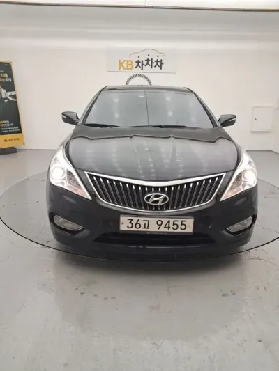 Hyundai Grandeur 2012, 230220 км, за 3500000 KRW